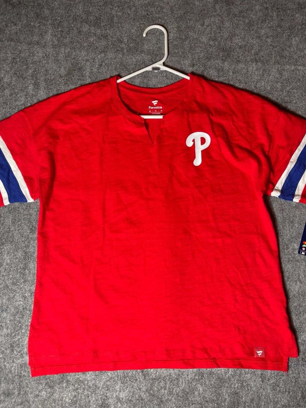 Fanatics Philadelphia Phillies MLB Slub Knit Short Sleeve V-Neck T-Shirt